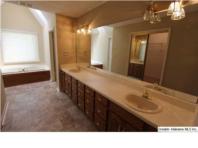 1235 Stillwater Road Anniston, AL 36207 - Photo 20 of 32