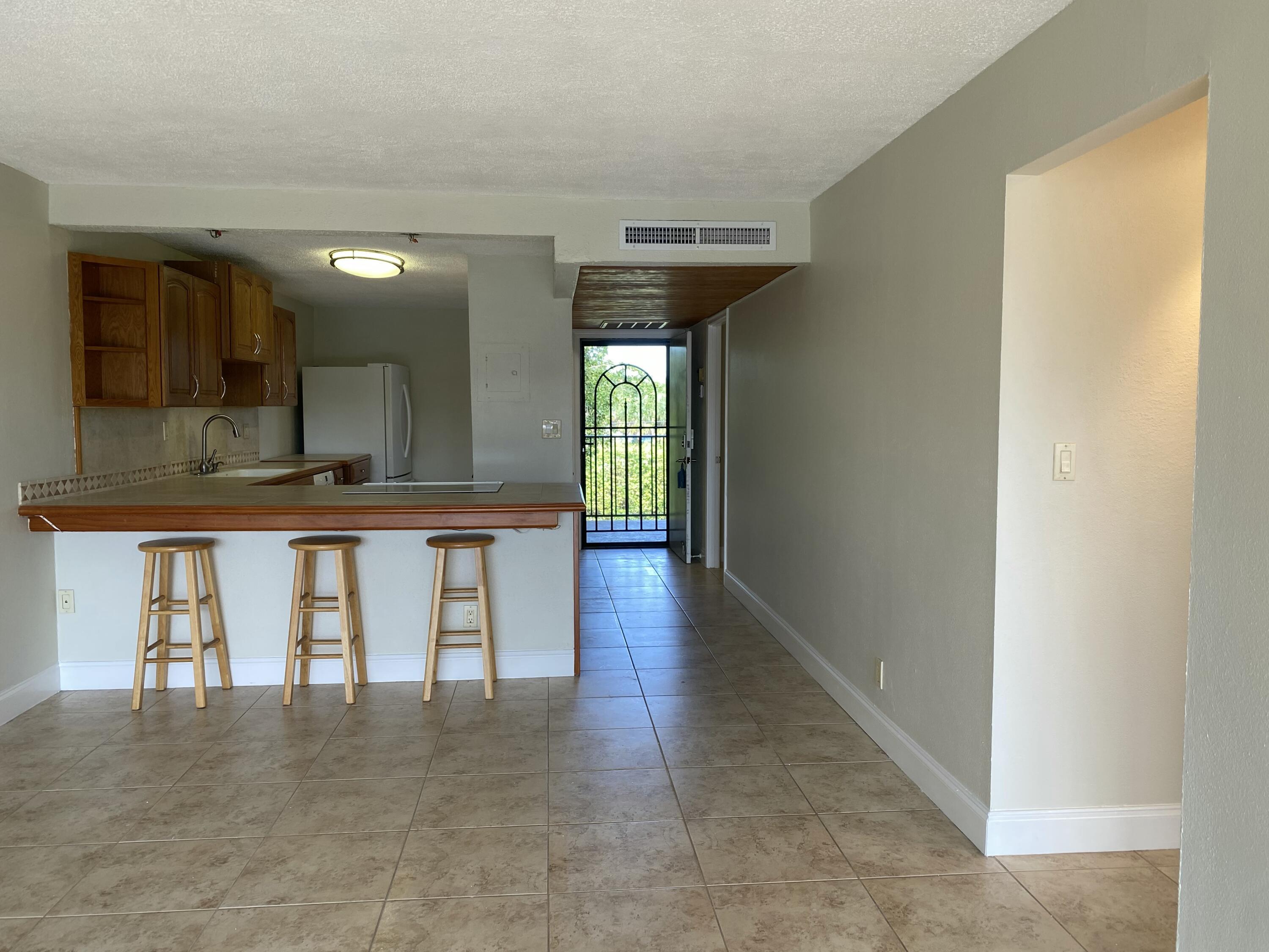 4 Royal Palm Way, Unit 308 Boca Raton, FL 33432 - Photo 17 of 33 20250225_151913225_iOS