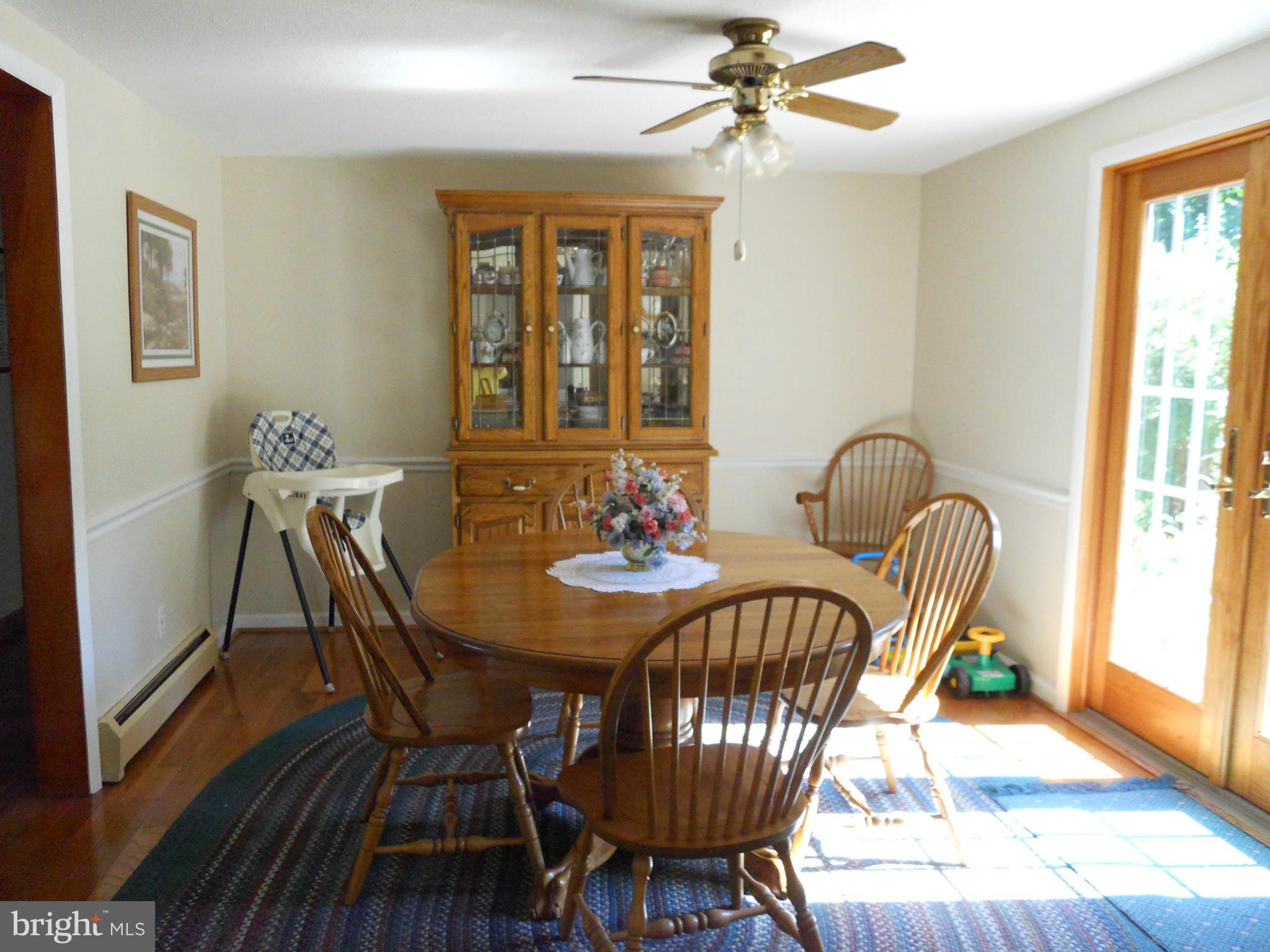 13155 Resh Road Hagerstown, MD 21740 - Photo 14 of 28 Dining Room