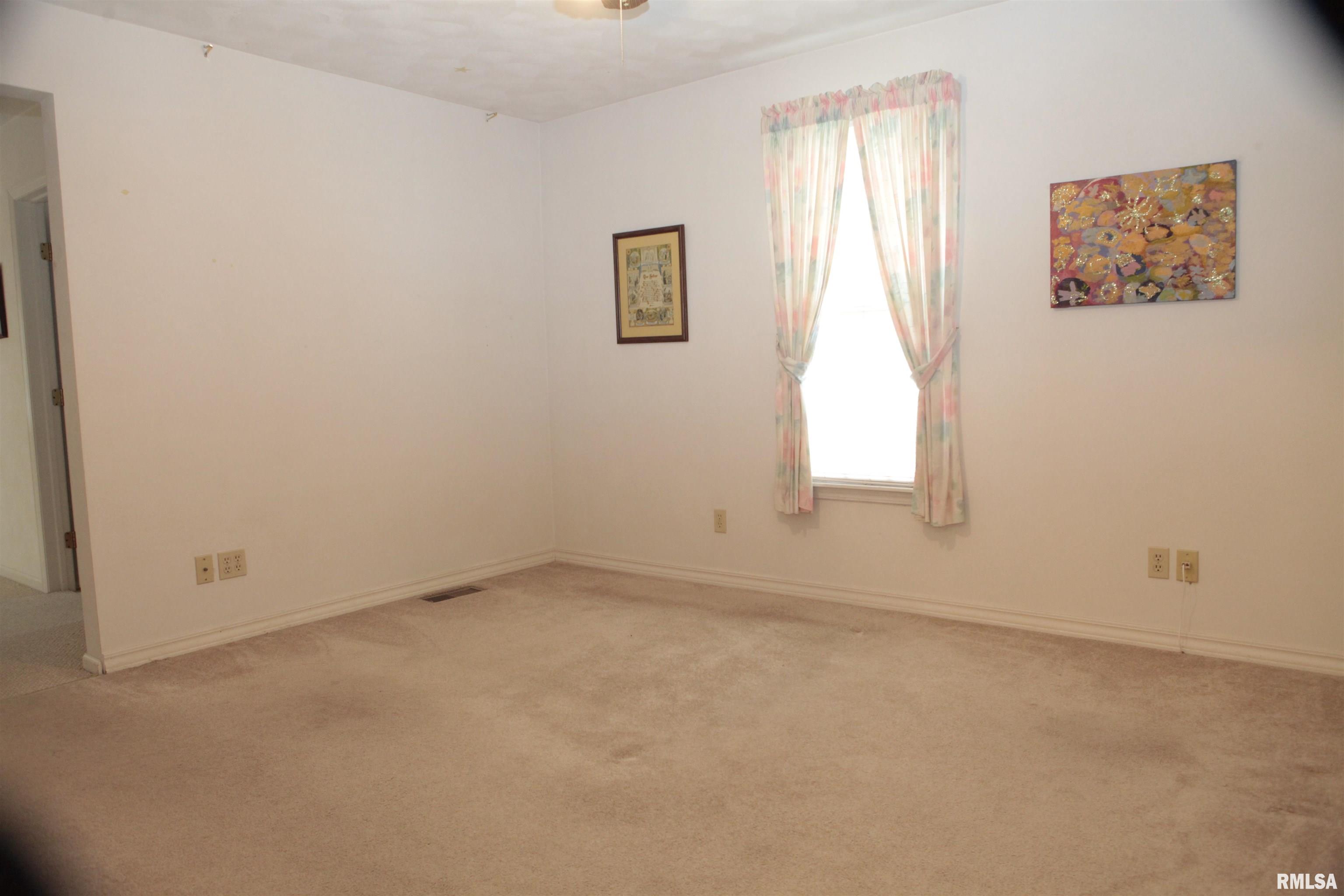 12719 Locust Road Tremont, IL 61568 - Photo 20 of 45