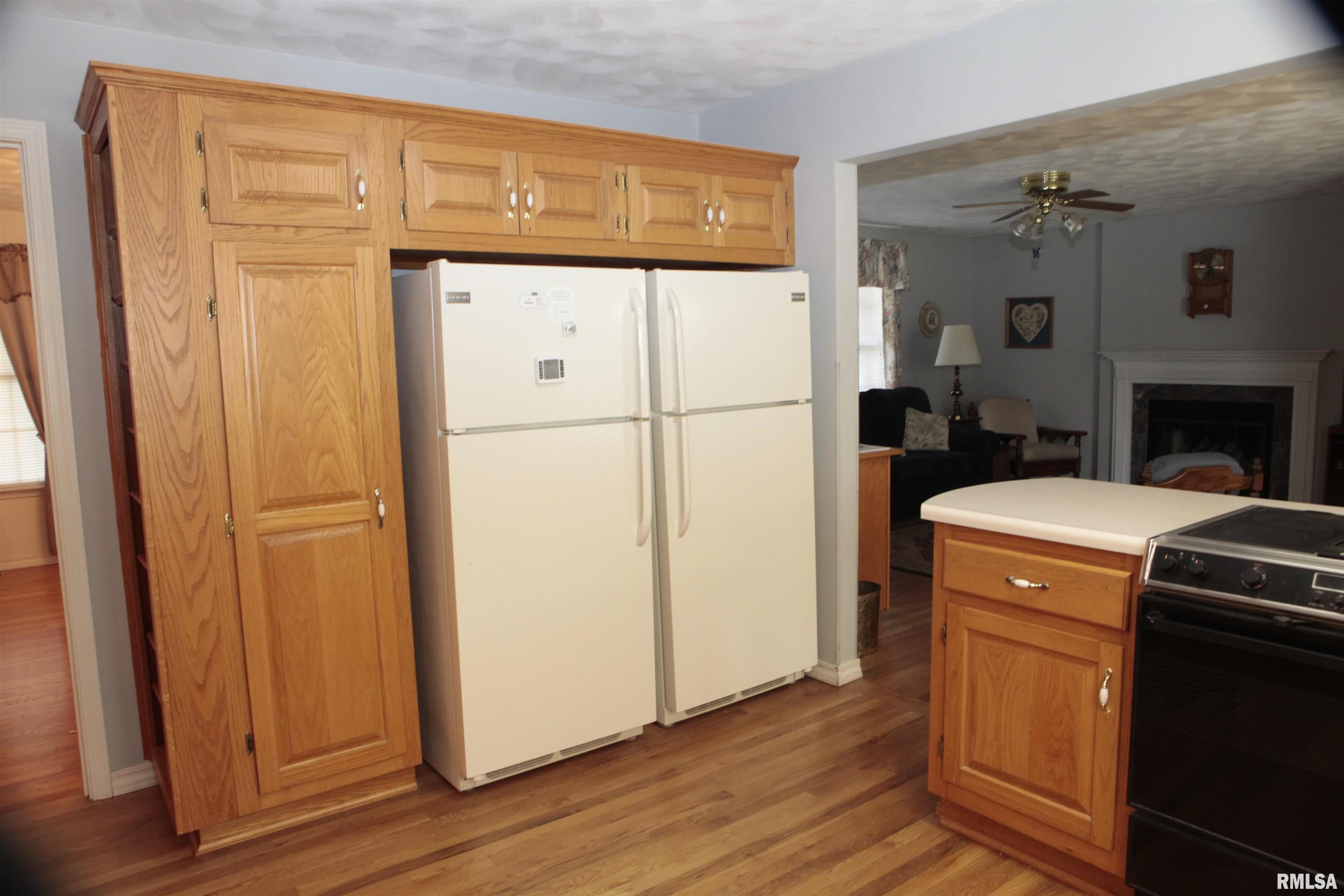 12719 Locust Road Tremont, IL 61568 - Photo 10 of 45