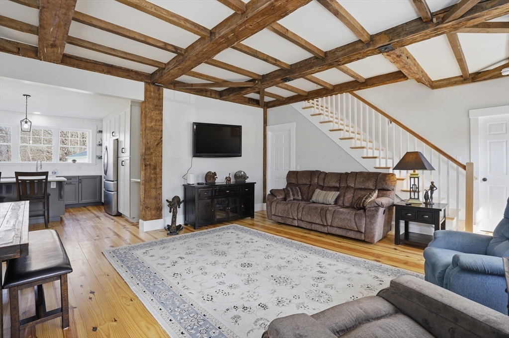 1 Carruth Road Templeton, MA 01468 - Photo 6 of 41