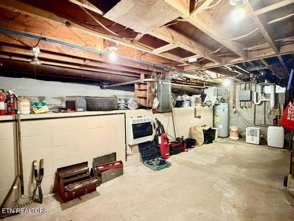 1890 James Ferry Road Kingston, TN 37763 - Photo 20 of 28 Gallery Image 20
