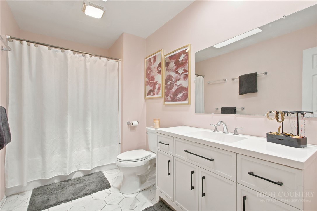 196 Creekside Lane, Unit 3D Boone, NC 28607 - Photo 22 of 27