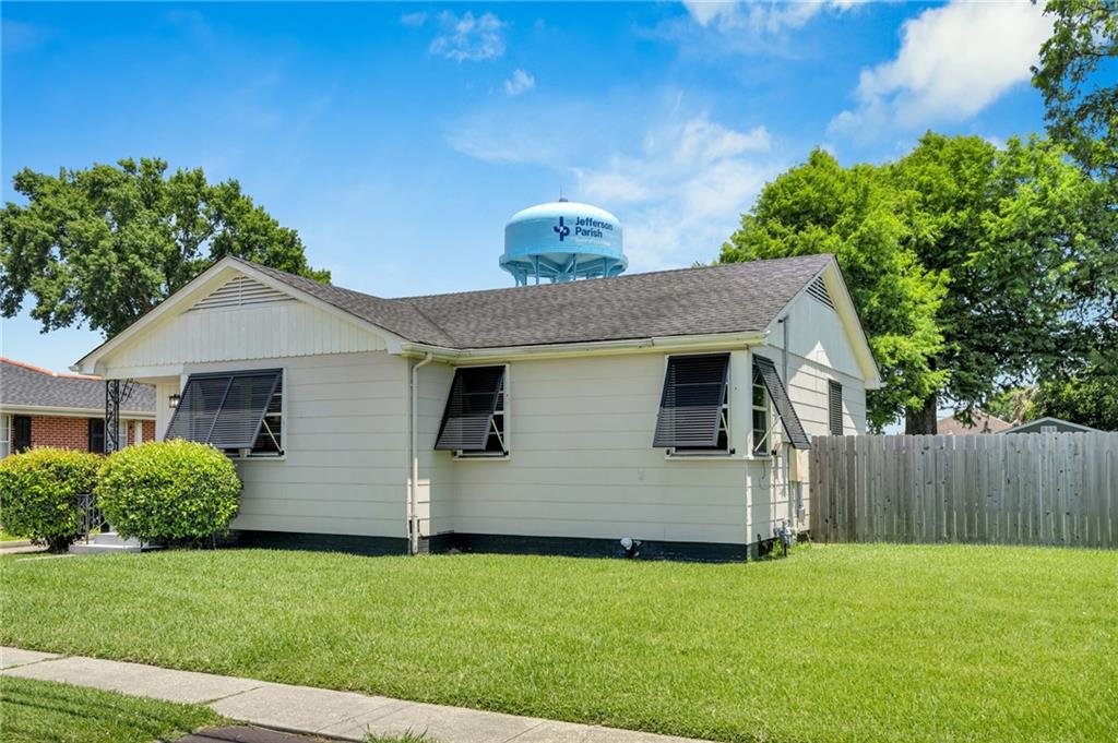 401 Riverdale Drive Jefferson, LA 70121 - Photo 3 of 27