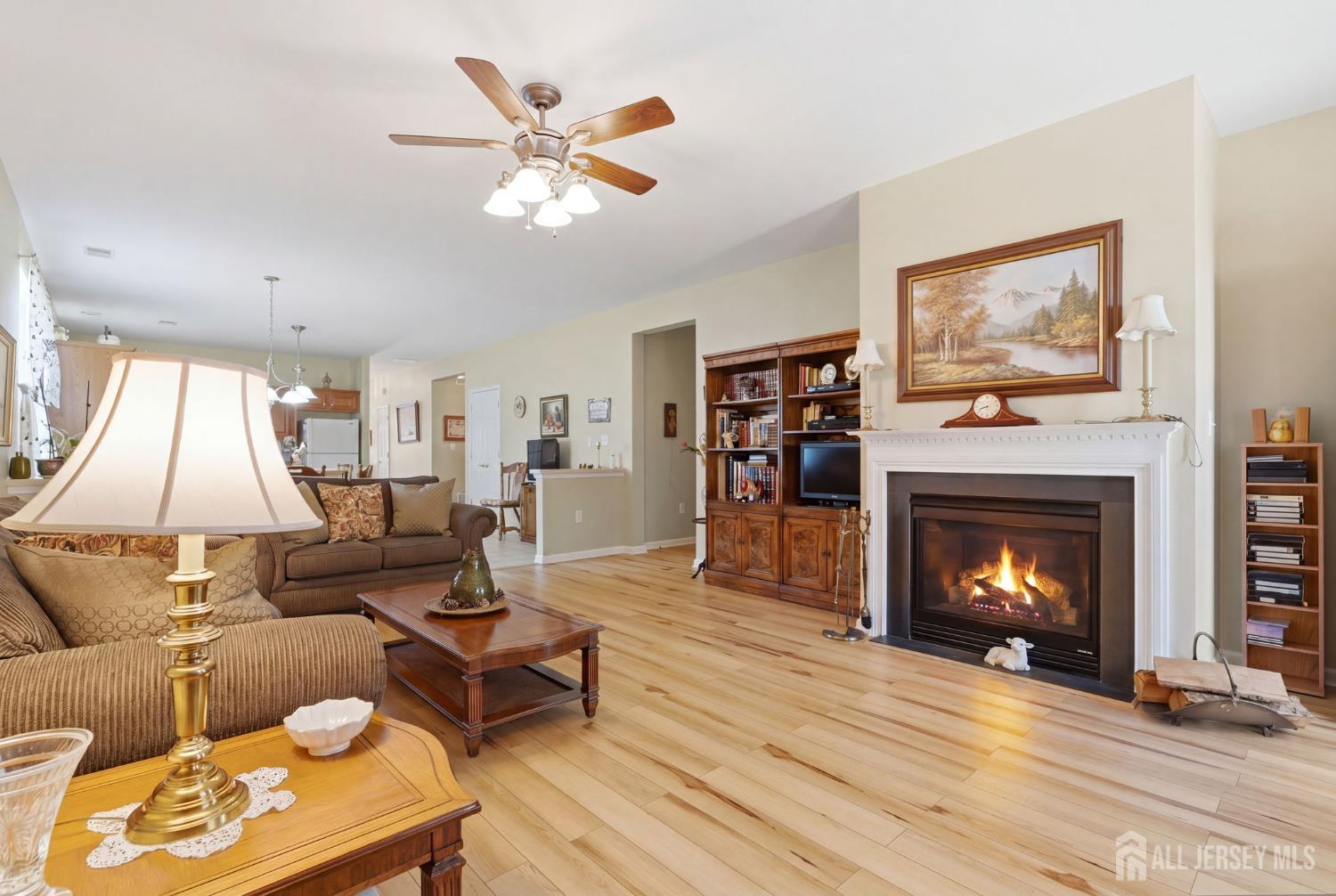 16 Barbaras Way Jackson, NJ 08527 - Photo 18 of 40