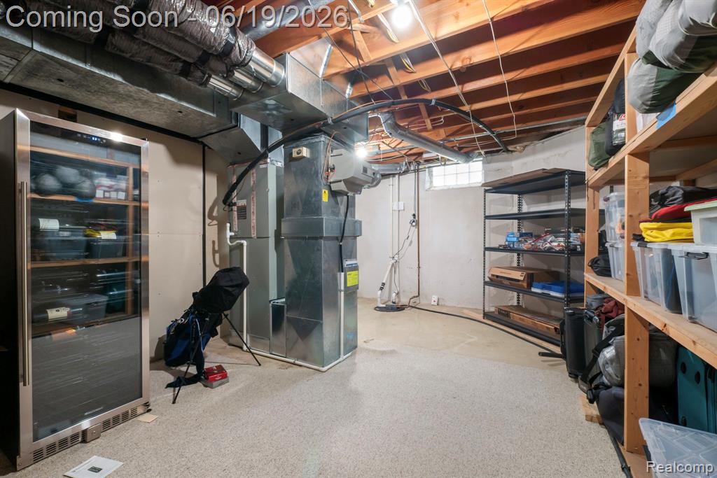 1902 Grayslake Drive Rochester Hills, MI 48306 - Photo 59 of 76