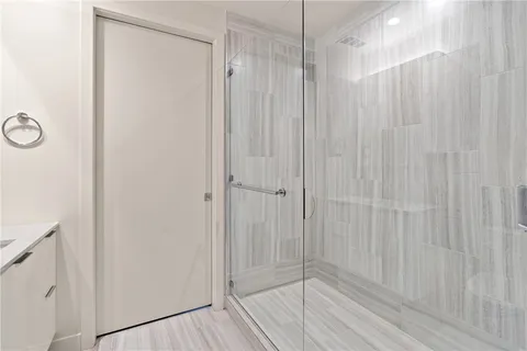 $667,500 | 44 East Avenue, Unit 2011, Austin, TX 78701