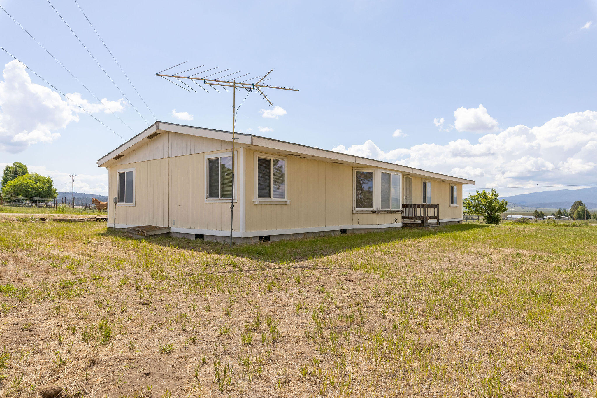 43273 Sycan Road Beatty, OR 97621 - Photo 50 of 84 090A7855
