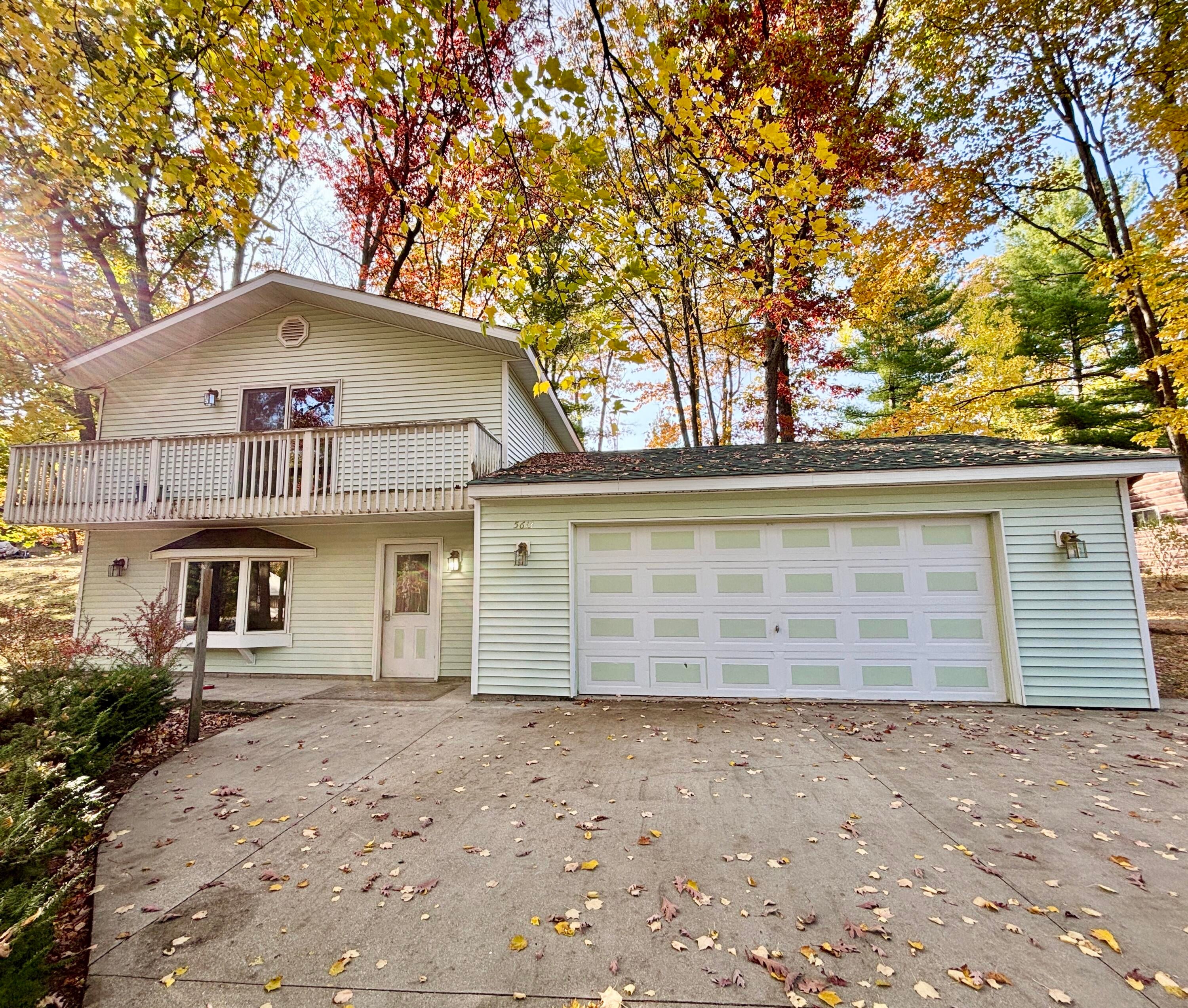 5613 North Red Oak Road Lewiston, MI 49756 - Photo 2 of 19 Gallery Image 2