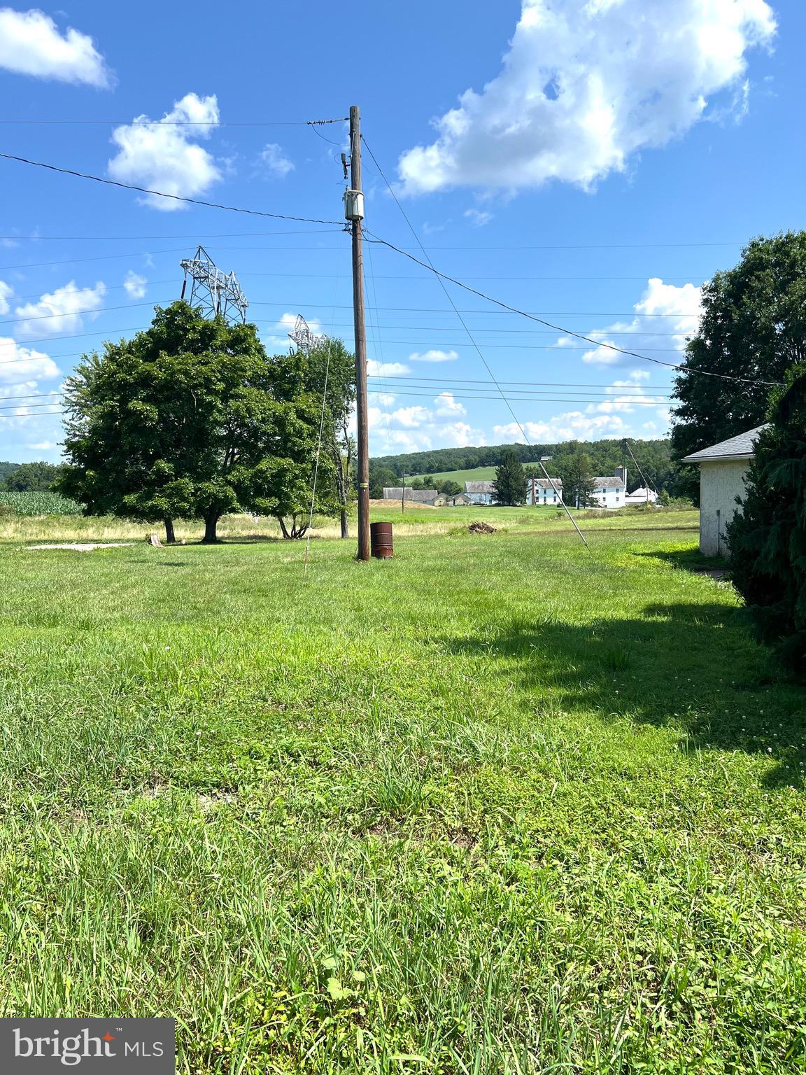 1861 Lesher Mill Road Palm, PA 18070 - Photo 32 of 35