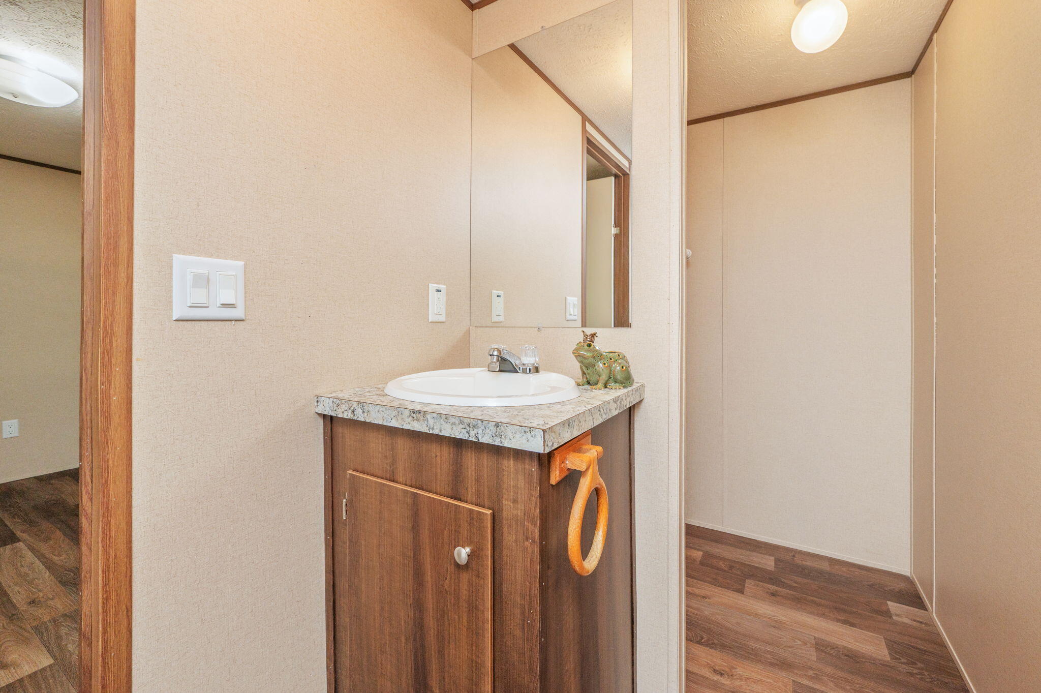 246 Rainbow Drive Crestview, FL 32539 - Photo 15 of 56 Masterbath