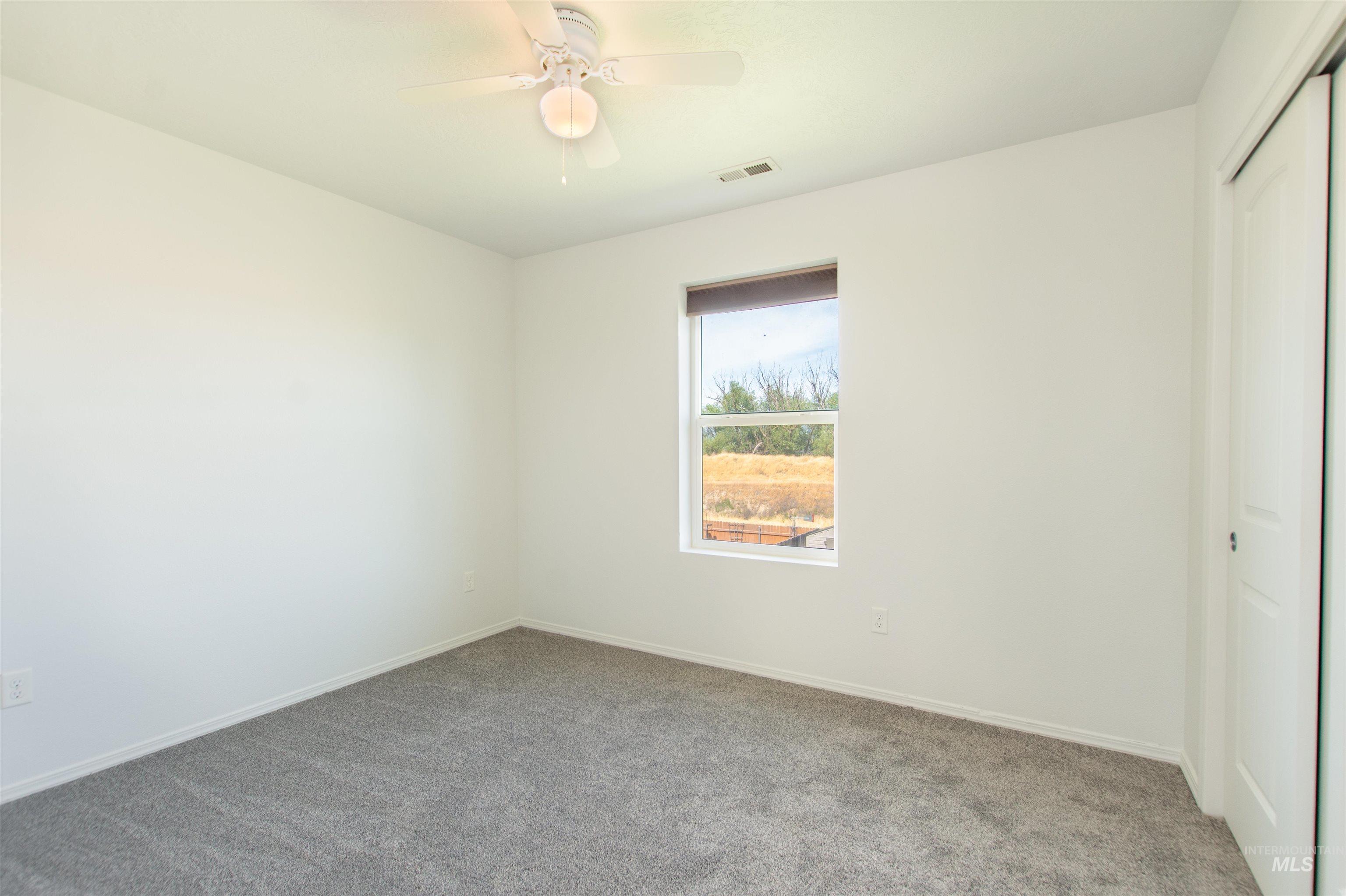 16168 Greenfield Way Caldwell, ID 83607 - Photo 26 of 32