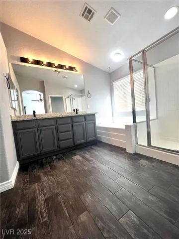 $2,241 | 1401 Healing Waters Lane, North Las Vegas, NV 89031