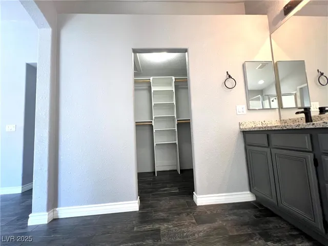 $2,241 | 1401 Healing Waters Lane, North Las Vegas, NV 89031