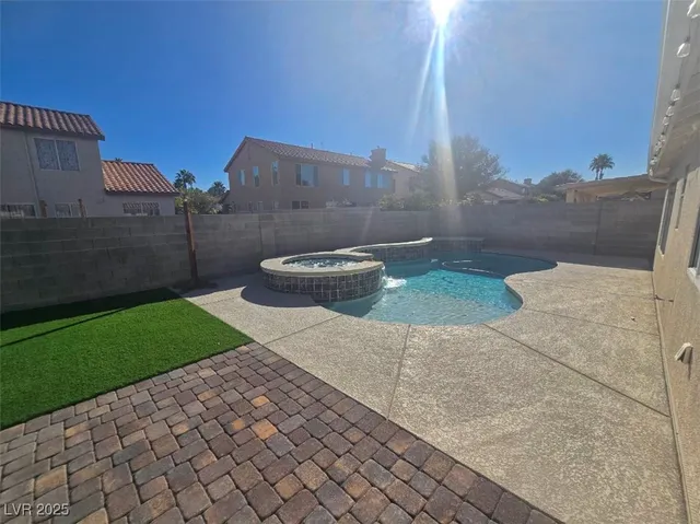 $2,241 | 1401 Healing Waters Lane, North Las Vegas, NV 89031