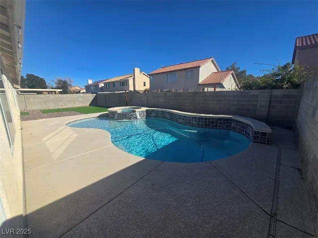 $2,241 | 1401 Healing Waters Lane, North Las Vegas, NV 89031