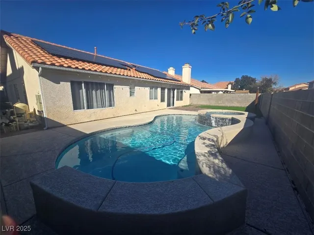 $2,241 | 1401 Healing Waters Lane, North Las Vegas, NV 89031
