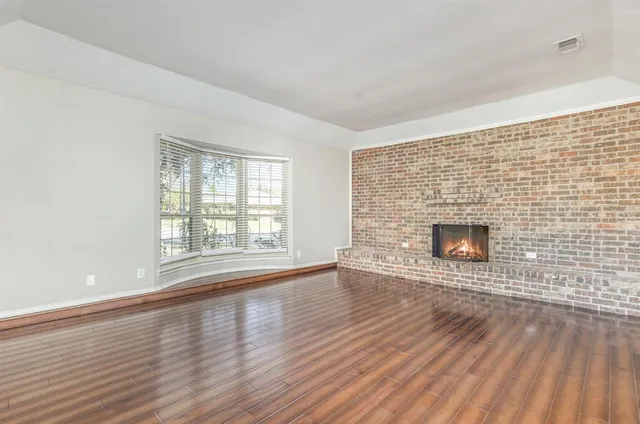 $405,000 | 2008 Oakmeadow Street, Bedford, TX 76021