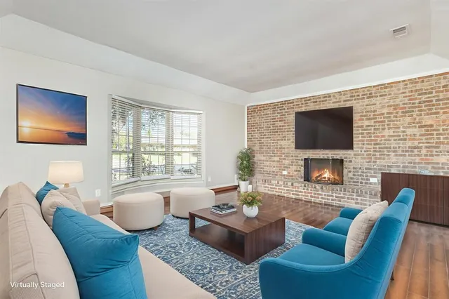 $405,000 | 2008 Oakmeadow Street, Bedford, TX 76021