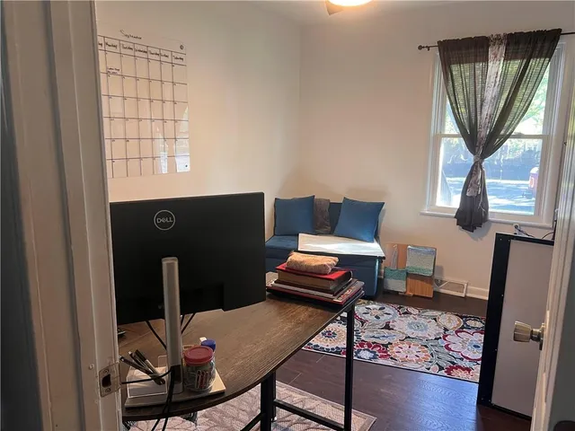 $230,700 | 611 Summit Road, Knob Noster, MO 65336