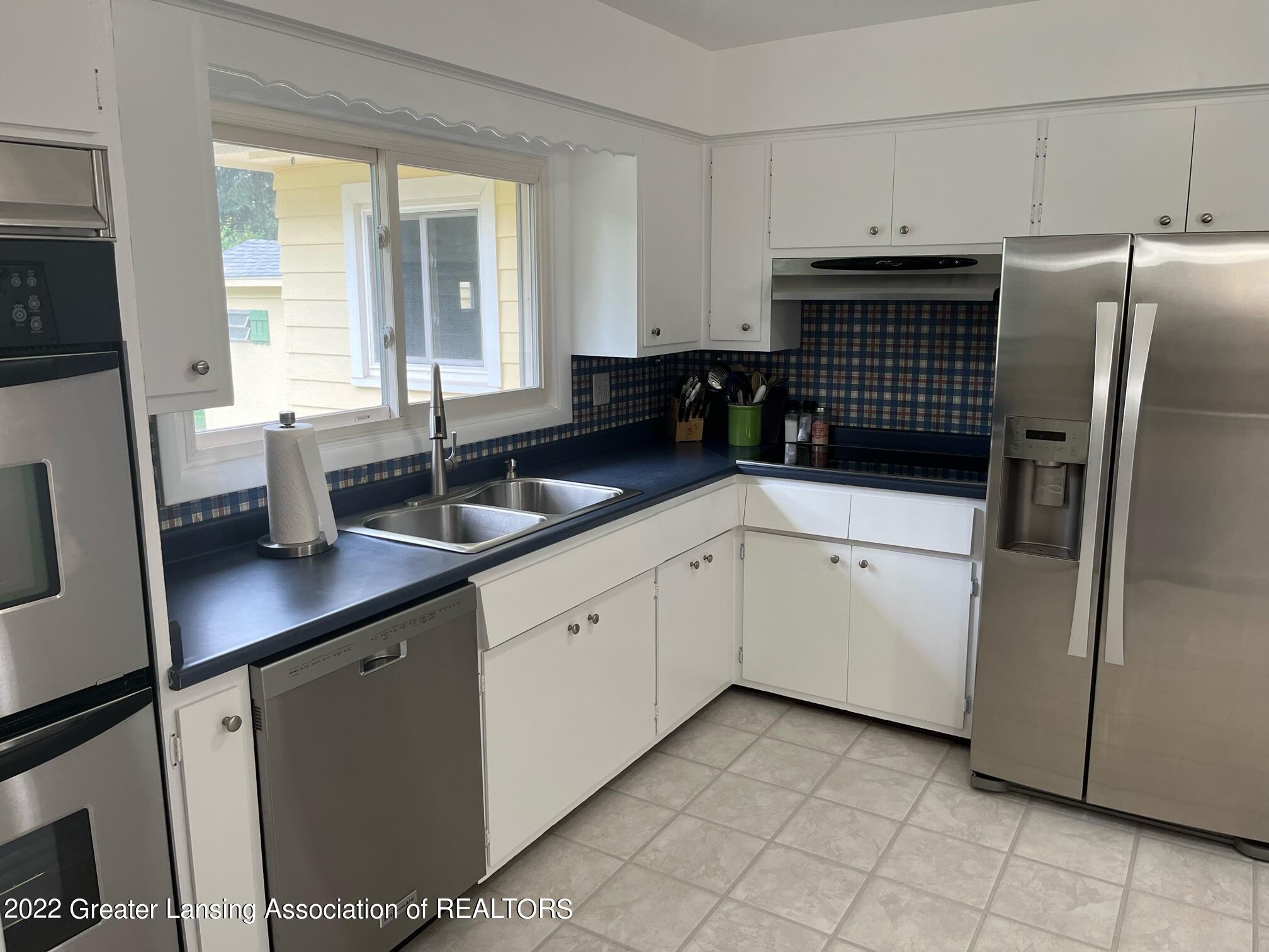 1342 Marble Road East Lansing, MI 48823 - Photo 6 of 27 image6
