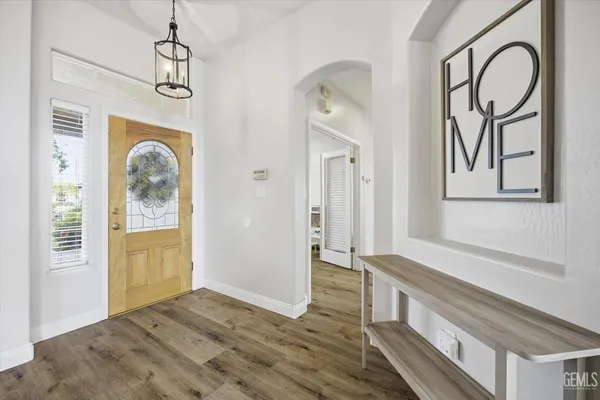 $529,999 | Undisclosed Address, Bakersfield, CA 93312