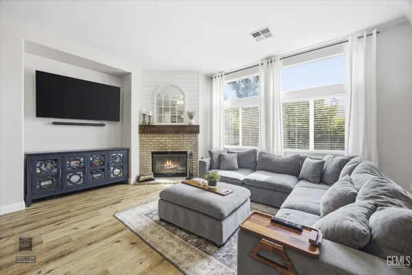 $529,999 | Undisclosed Address, Bakersfield, CA 93312