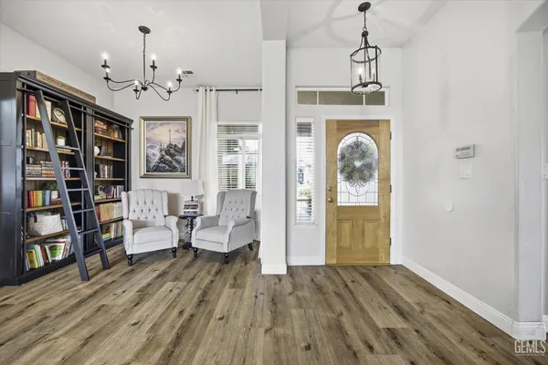 $529,999 | Undisclosed Address, Bakersfield, CA 93312