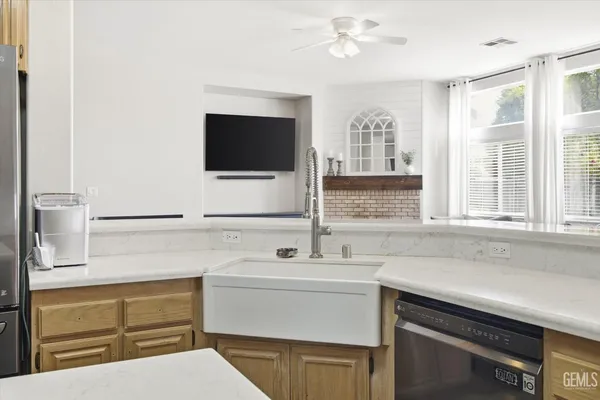 $529,999 | Undisclosed Address, Bakersfield, CA 93312