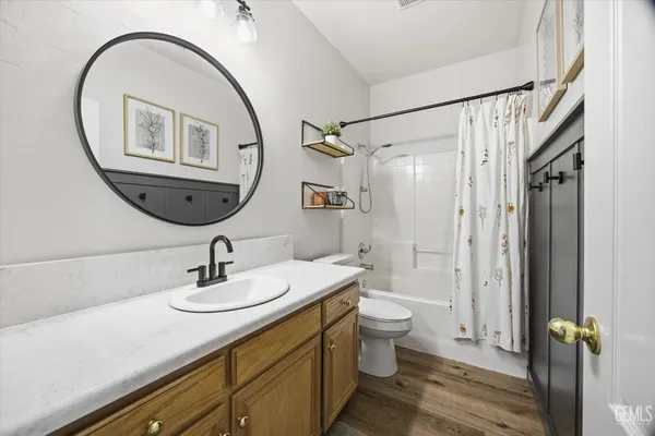 $529,999 | Undisclosed Address, Bakersfield, CA 93312