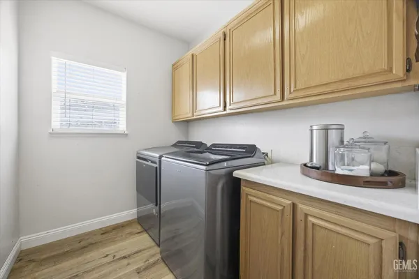 $529,999 | Undisclosed Address, Bakersfield, CA 93312