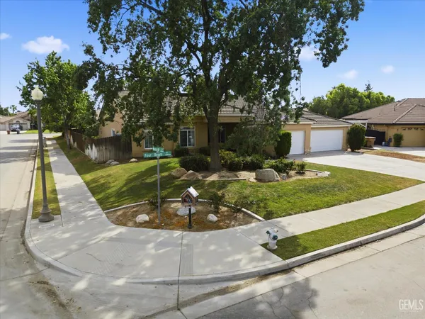 $529,999 | Undisclosed Address, Bakersfield, CA 93312