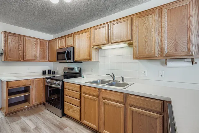 $239,900 | 10948 181st Lane Northwest, Elk River, MN 55330