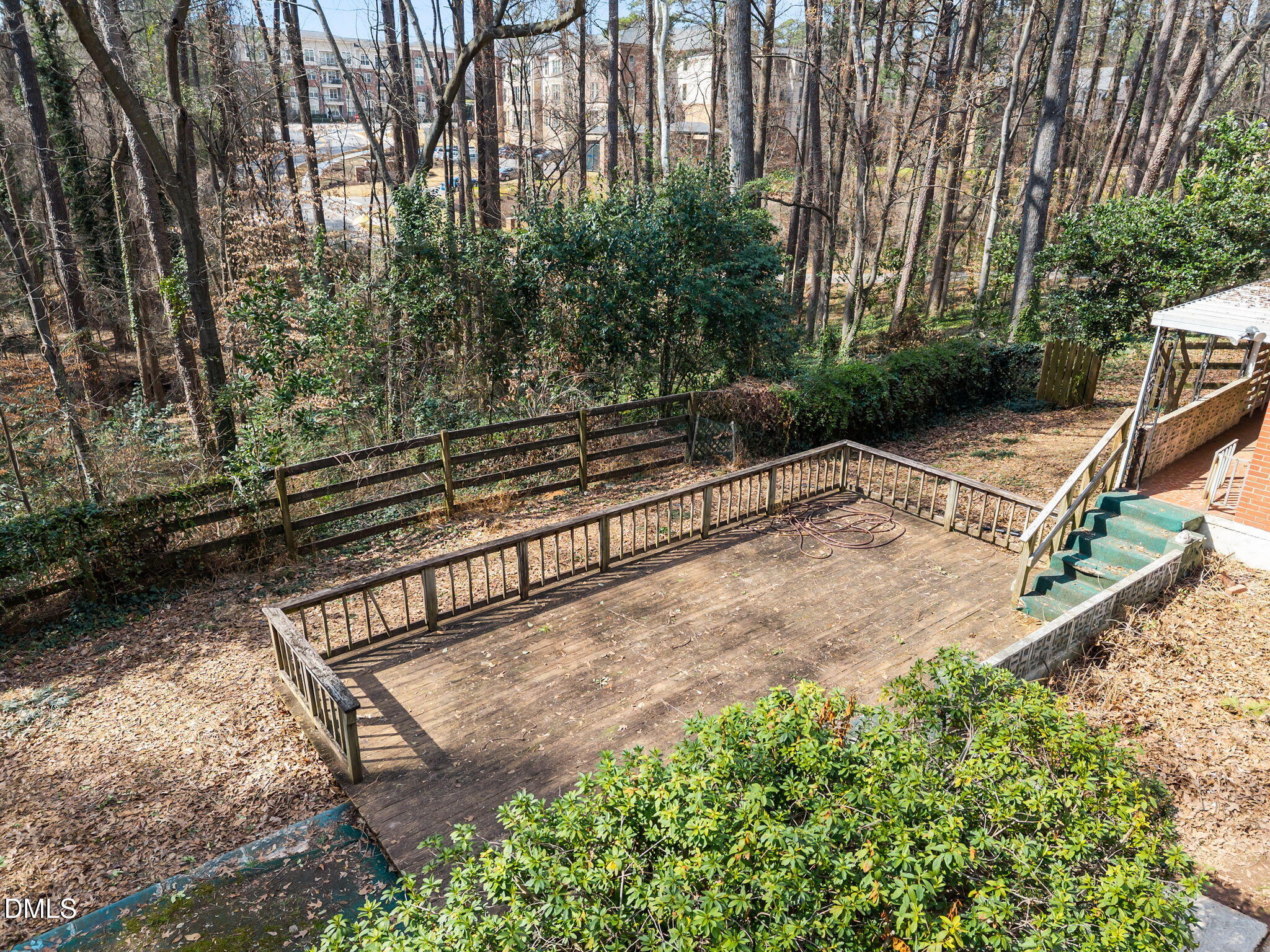 2009 Philcrest Road Raleigh, NC 27612 - Photo 26 of 29 a view of a backyard with sitting area