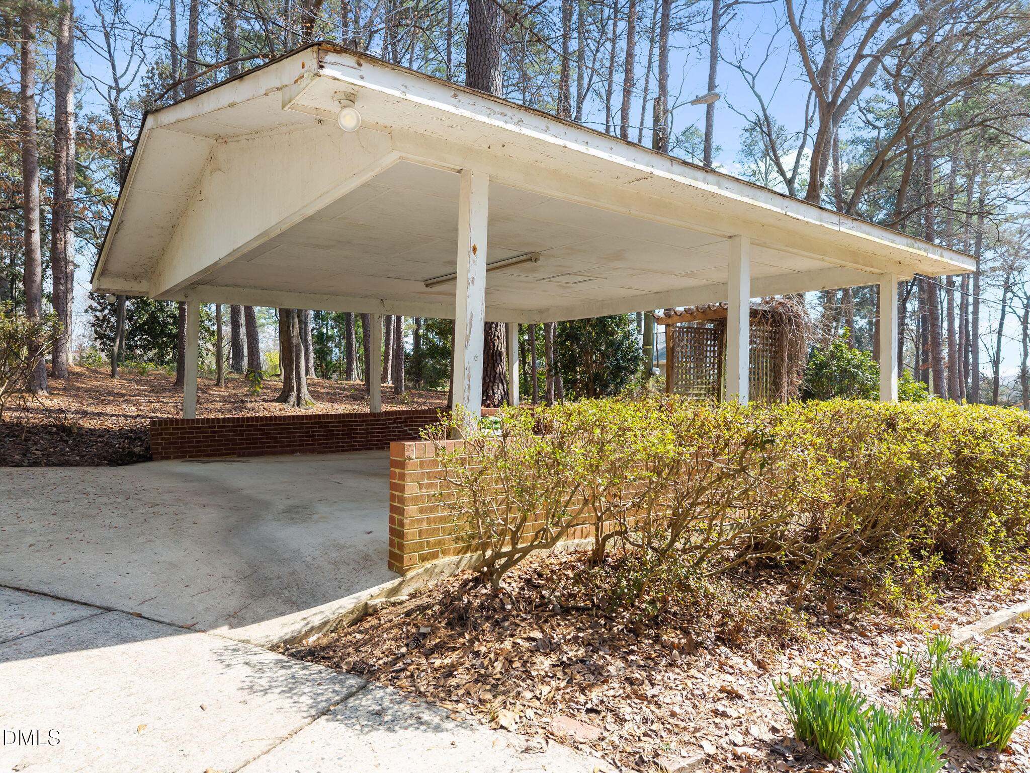 2009 Philcrest Road Raleigh, NC 27612 - Photo 27 of 29 a view of a house with snow on the wall