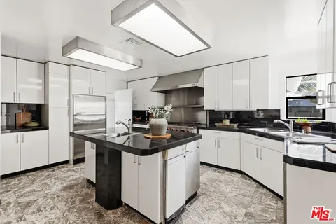 $1,495,000 | 12424 Lucile Street, Los Angeles, CA 90066