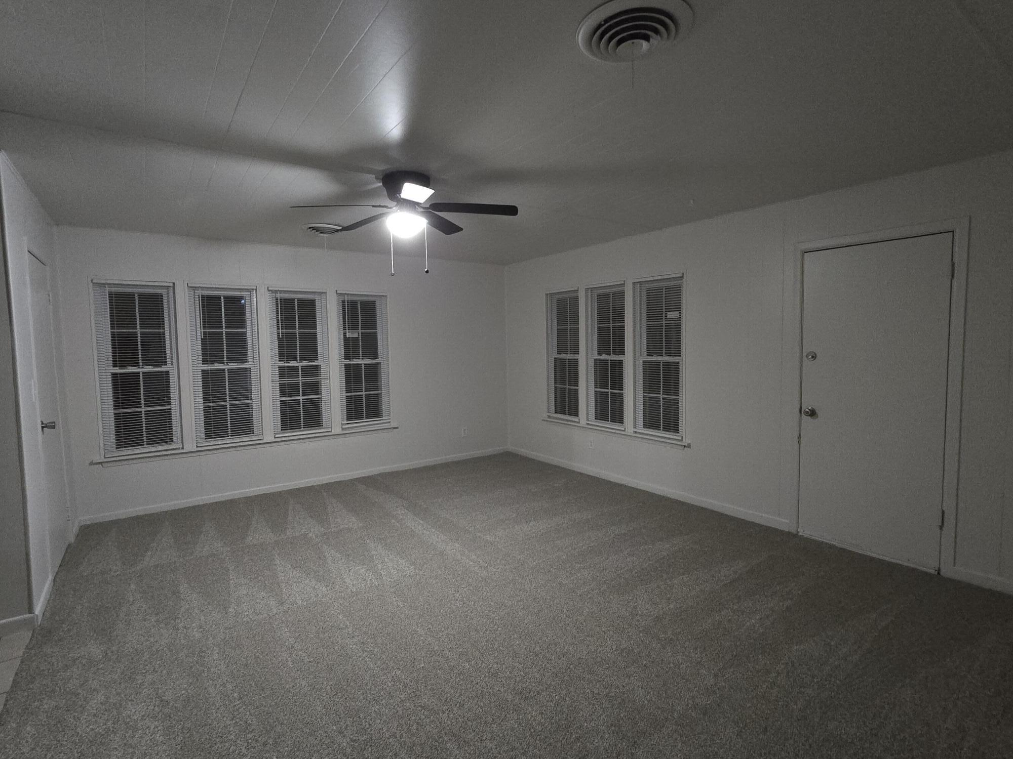 2212 South 1st Place Lamesa, TX 79331 - Photo 11 of 31 20260130_213232