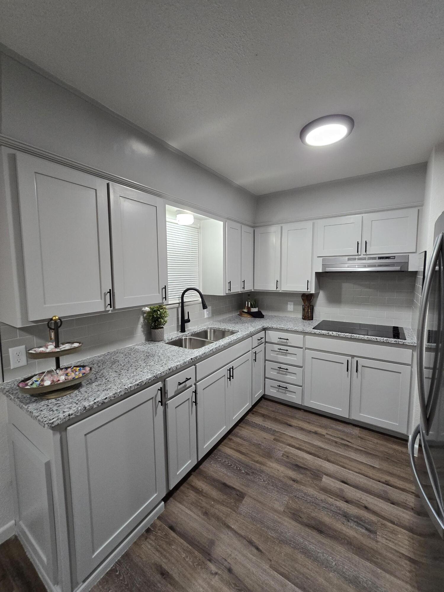 2212 South 1st Place Lamesa, TX 79331 - Photo 3 of 31 20260130_213832