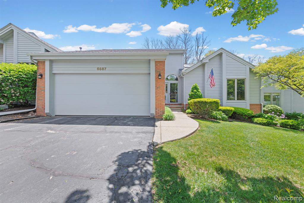 6687 Ridgeview Drive Clarkston, MI 48346 - Photo 1 of 41