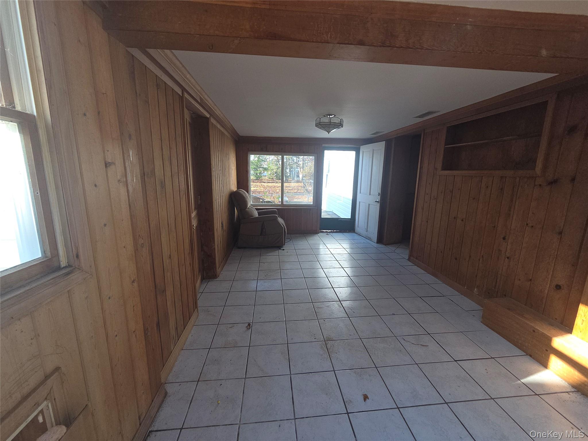 30 Matthews Drive Remsenburg, NY 11960 - Photo 3 of 11