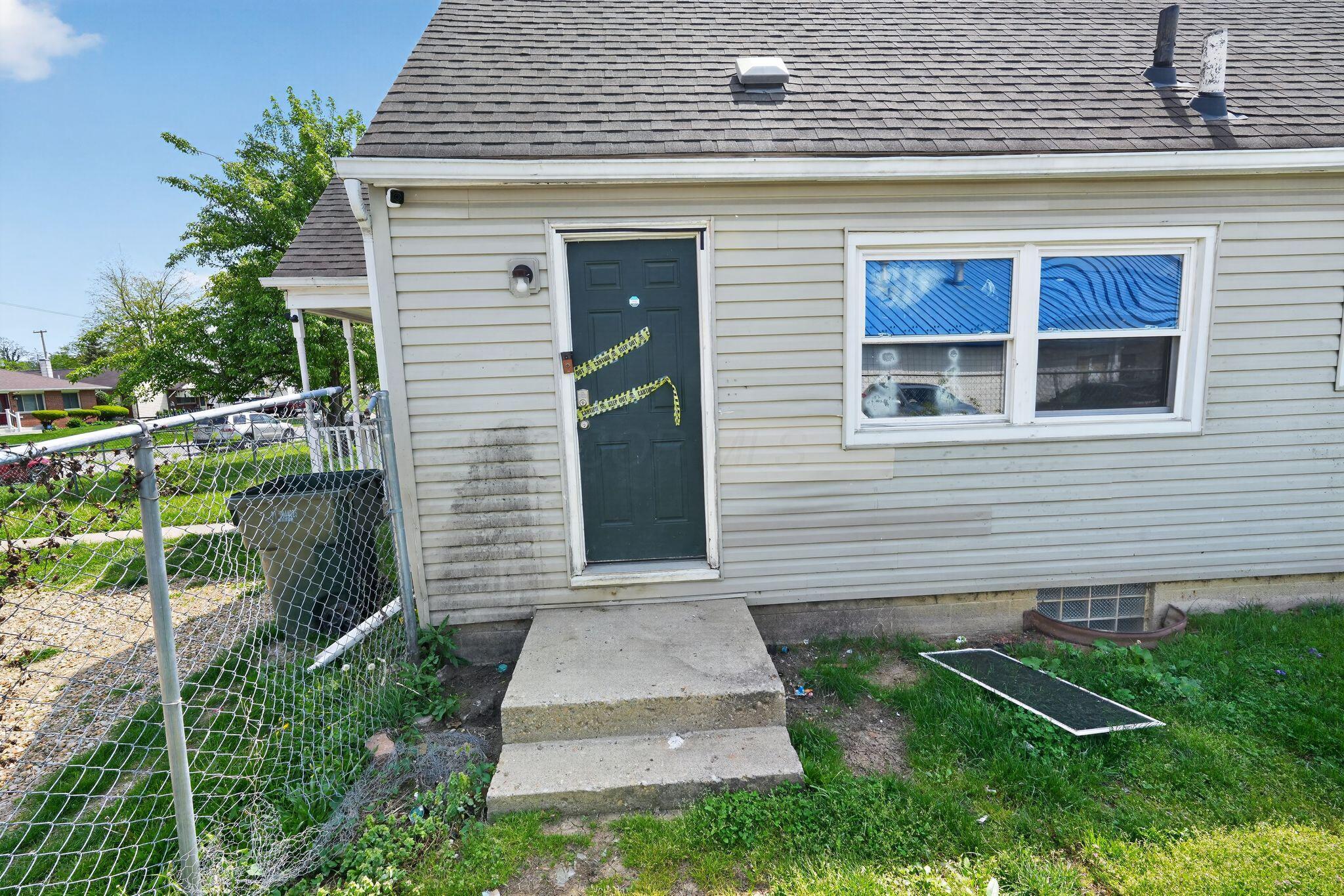 771 South Hampton Road Columbus, OH 43227 - Photo 4 of 33 02_771_S_Hampton_Rd_Columbus_OH_43227-Ex
