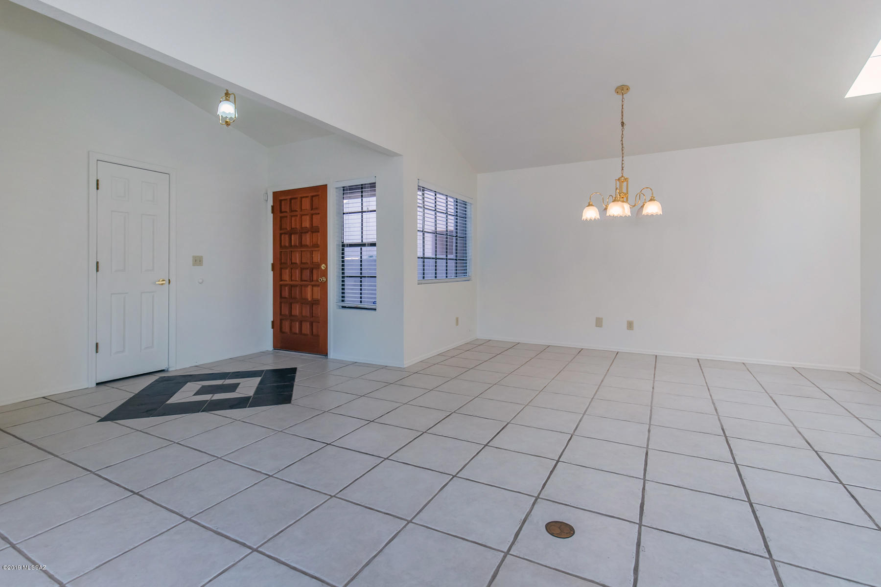 5263 North Mountain Terrace Road Tucson, AZ 85750 - Photo 13 of 26