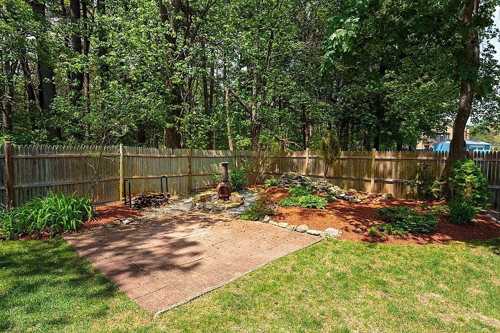 8 McDonald Road Wilmington, MA 01887 - Photo 31 of 38