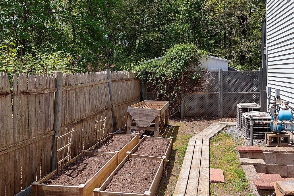 8 McDonald Road Wilmington, MA 01887 - Photo 33 of 38