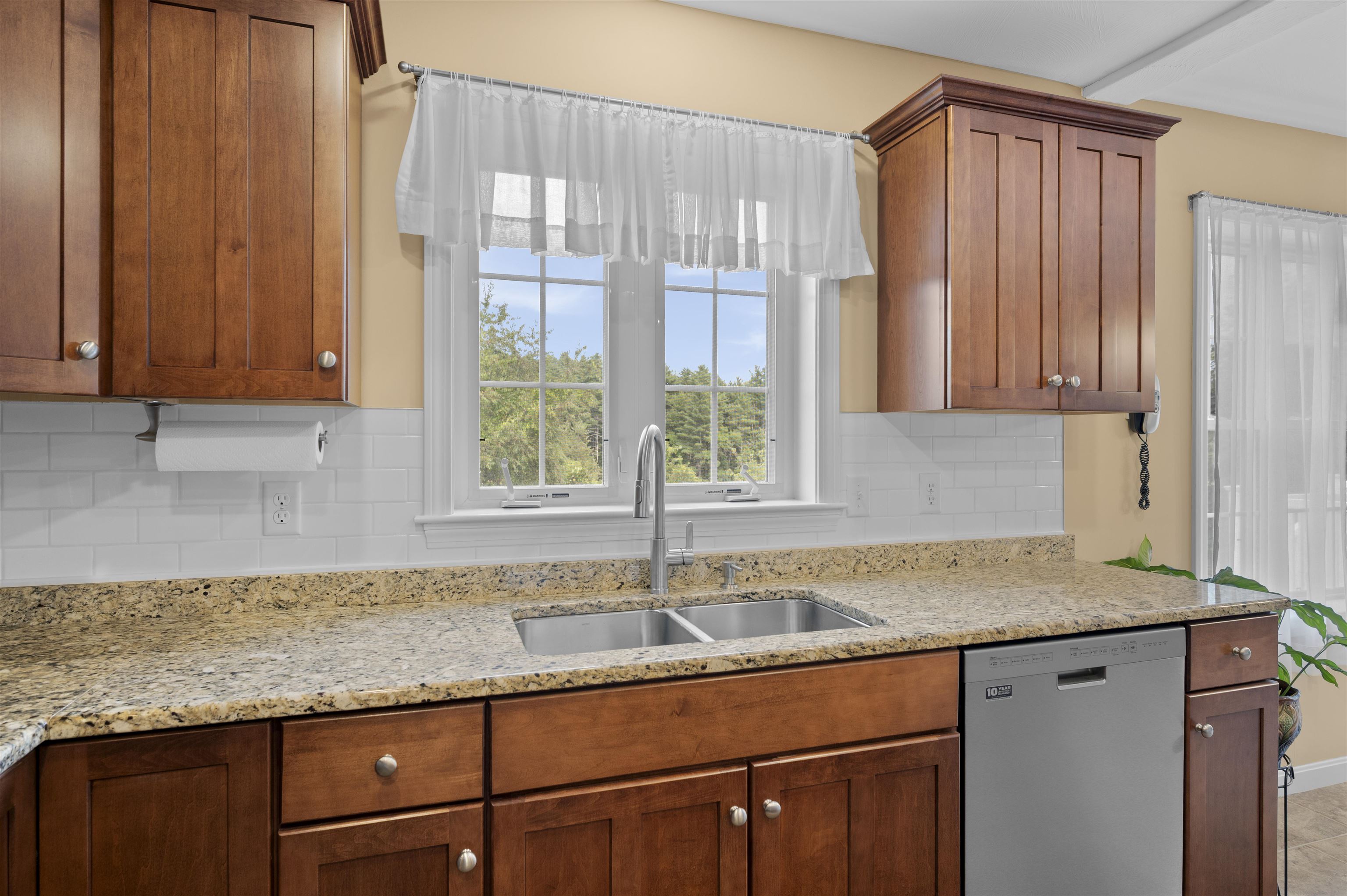 3 Orchard Hill Road Epping, NH 03042 - Photo 4 of 48