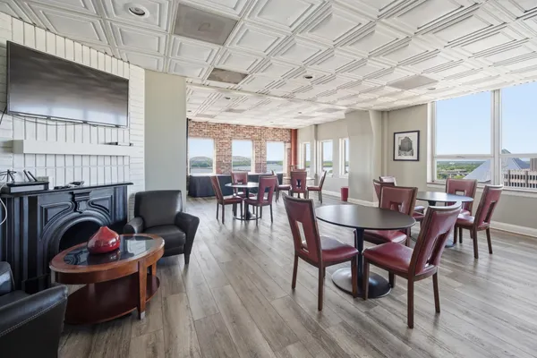 $167,500 | 109 North Main Street, Unit 911, Memphis, TN 38103