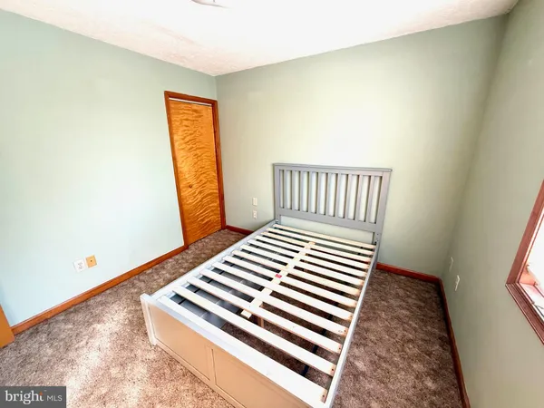 $1,650 | 1121 Progress Road, Chambersburg, PA 17201