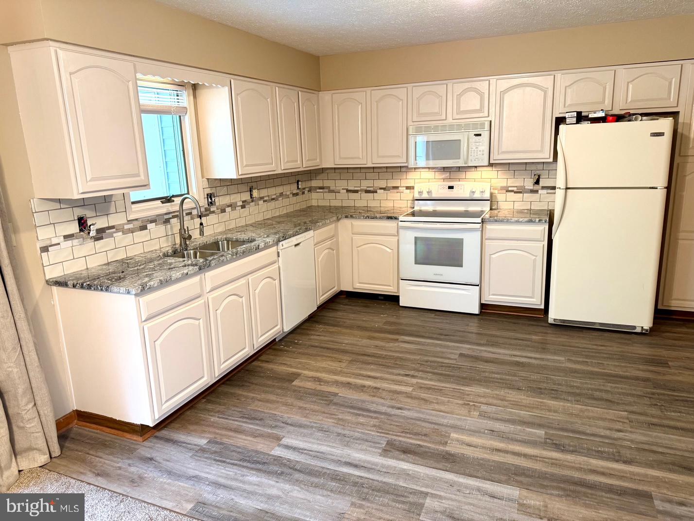 1121 Progress Road Chambersburg, PA 17201 - Photo 5 of 19