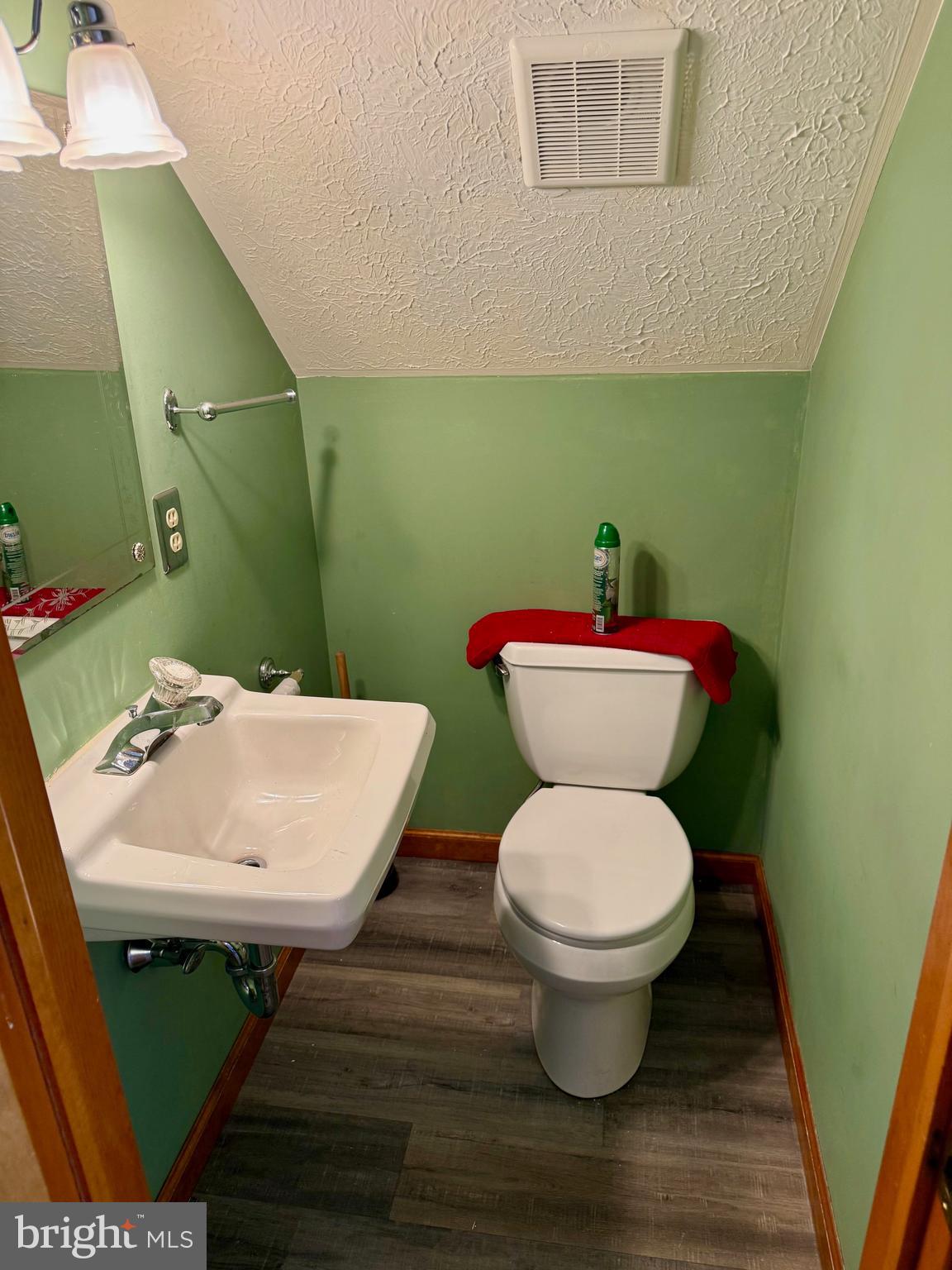 1121 Progress Road Chambersburg, PA 17201 - Photo 9 of 19 First Floor Half Bath